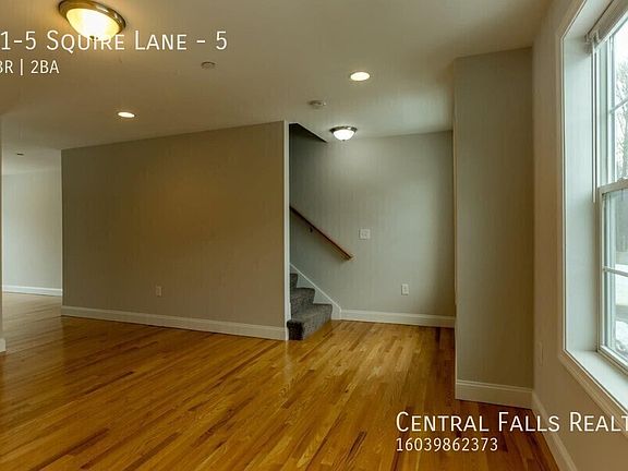 4th image of 31-5 Squire Ln
