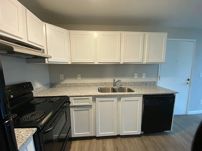Westwood Apartments — Photo 80