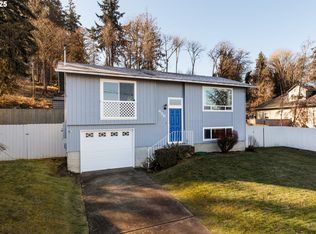 626 E D St, Rainier, OR 97048