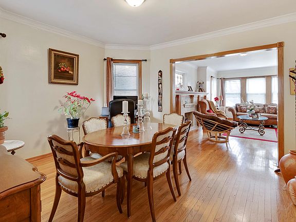 2nd image of 5023 N Sawyer Ave #1