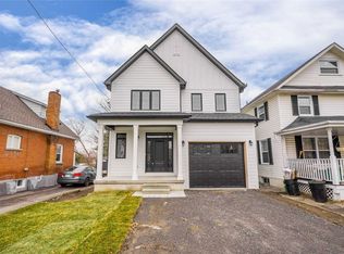 229 Gibbons St, Oshawa, ON L1J4Y6