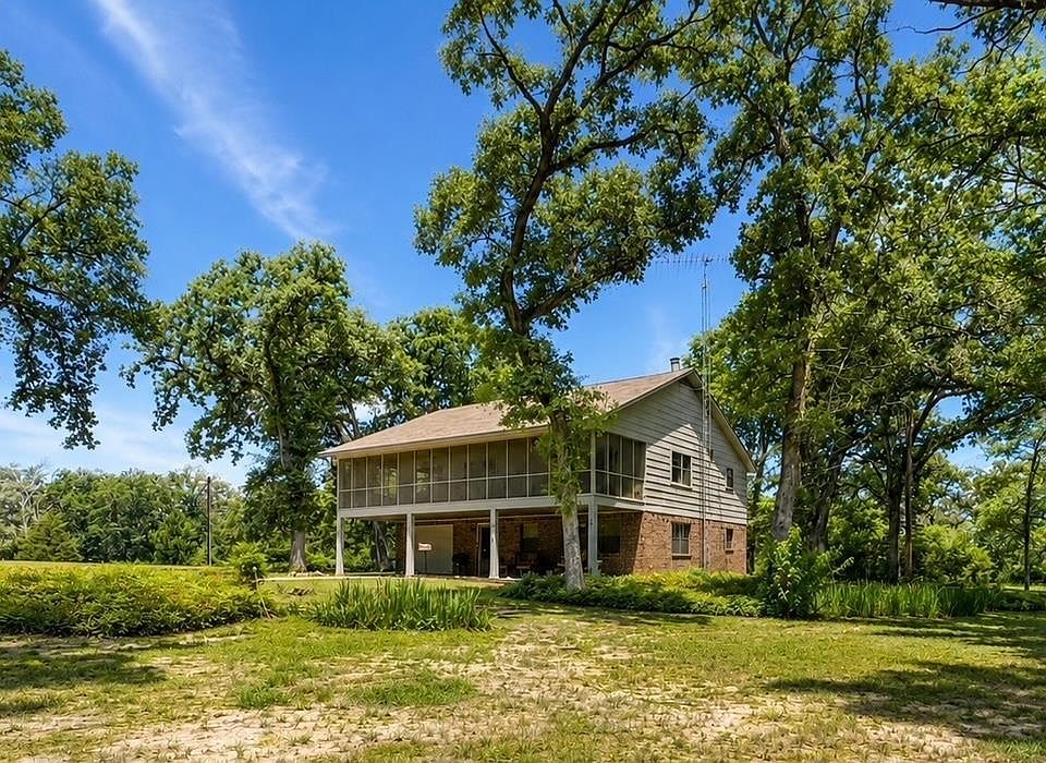 1st image of 729 County Road 4040