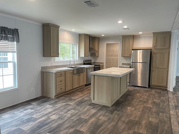 4th image of 901 Massachusetts Ave Lot 71