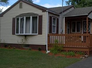 39 Athens St, East Longmeadow, MA 01028