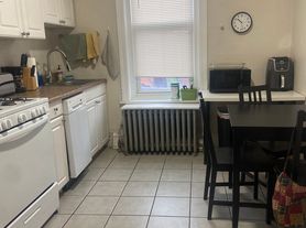 3201 Joe Hammer Sq, Pittsburgh, PA