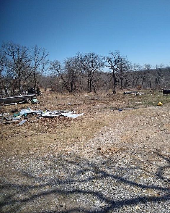 2nd image of 181 Lake St
