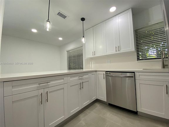 3rd image of 3626 SW 16th St #3626