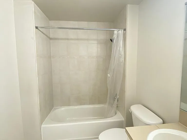 321 10th Ave S #610 — Photo 20