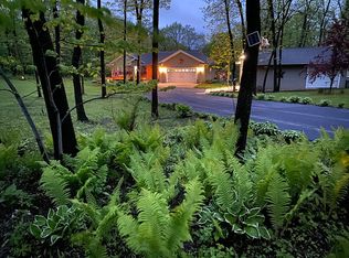 N1681 Mount Hope Rd, Brodhead, WI 53520