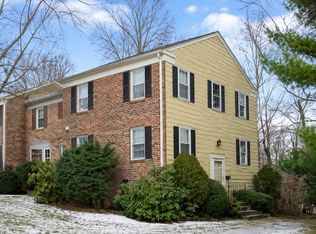 108 Nottingham Ct, Blacksburg, VA 24060
