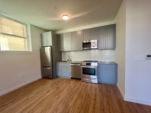 991 Saint Johns Place image 1 of 9