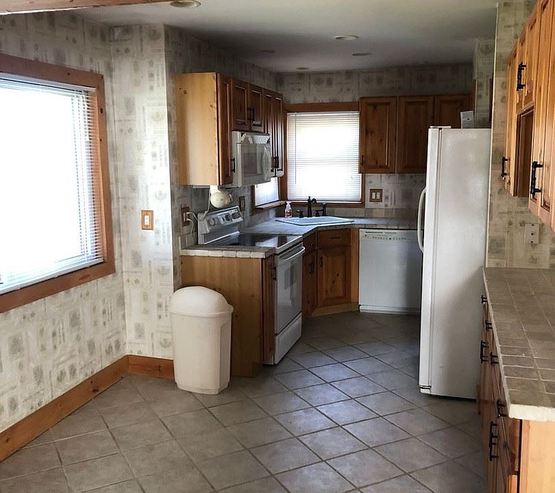 1st image of 521 Garfield Ave