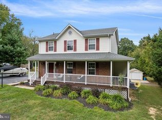 694 Ponds Wood Rd, Huntingtown, MD 20639