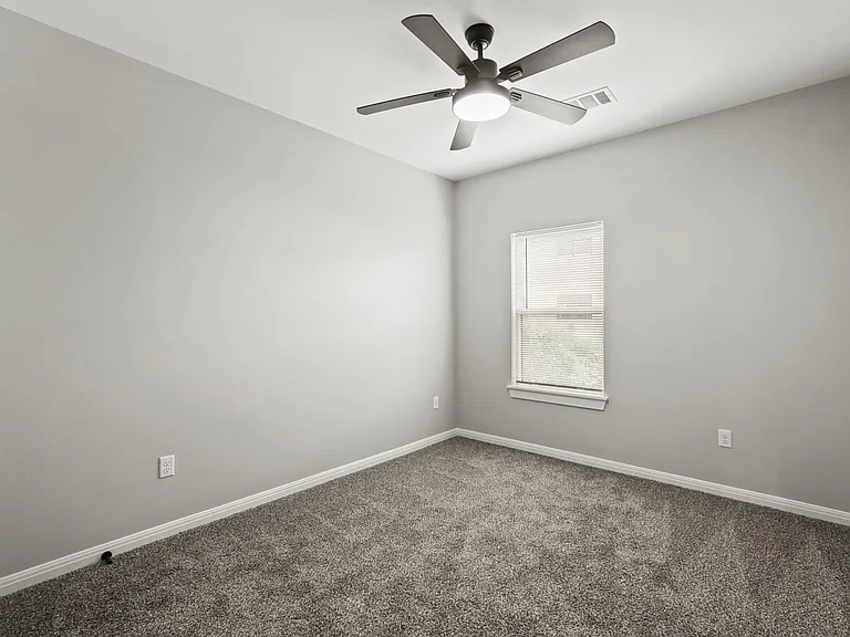 2113 Saint Charles St #A — Photo 5