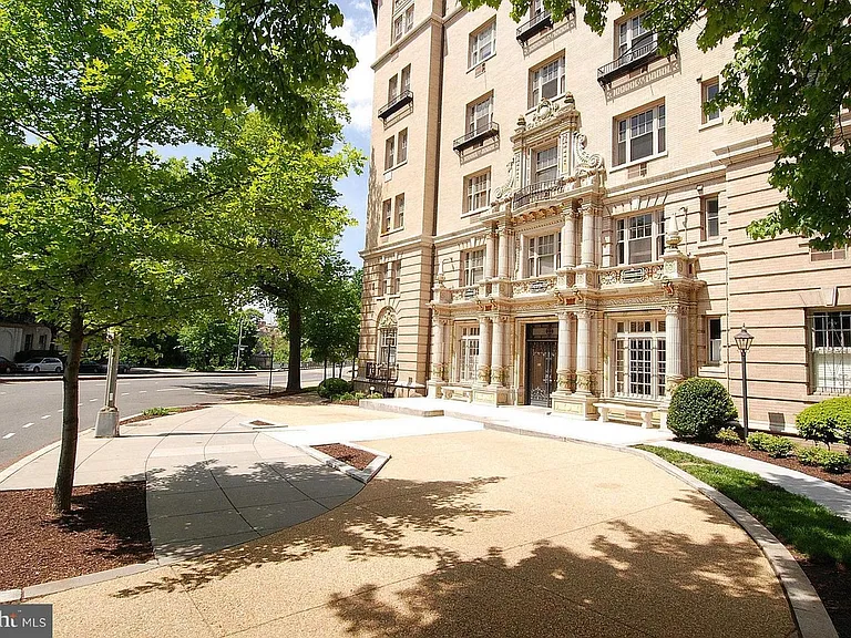 2311 Connecticut Ave NW #104 — Photo 2