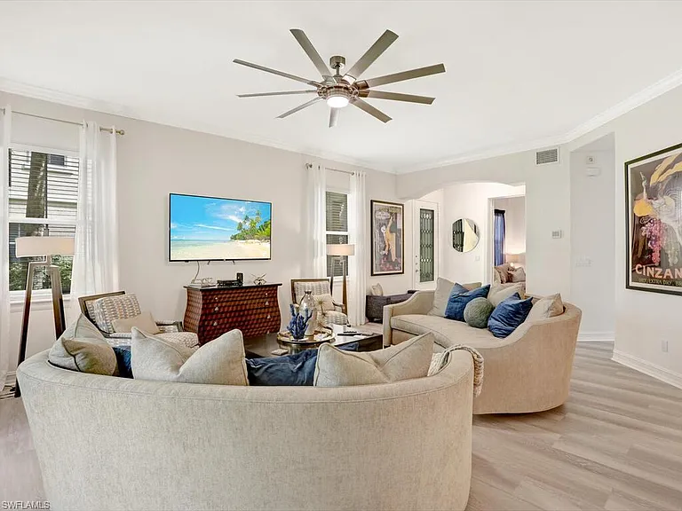 2847 Tiburon Blvd E #8-101 — Photo 11