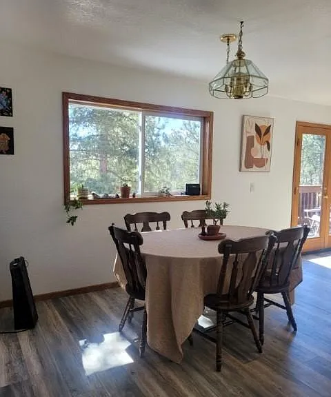 687 Crescent Lake Rd — Photo 10