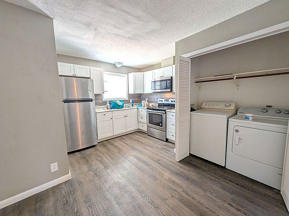 2nd image of 3001 Jefferson Ave #2