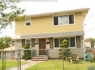 6 Short St, Lodi, NJ 07644