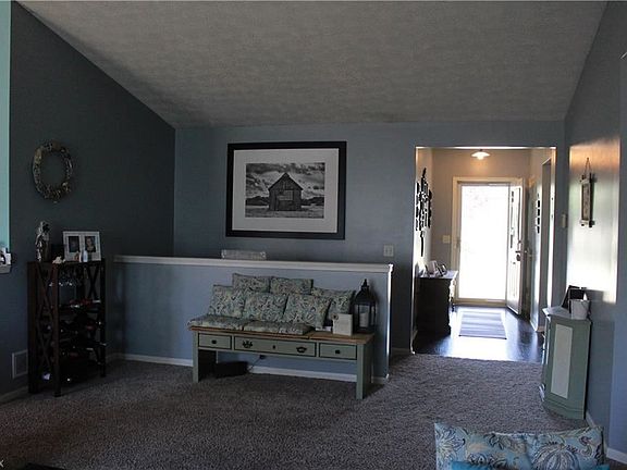 4th image of 9362 Saybrook Dr