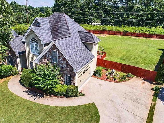 4th image of 5065 Southern Trace Dr