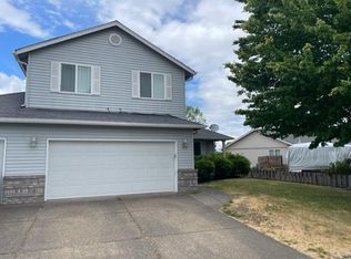 930 Mountain View Ln #930, Molalla, OR 97038