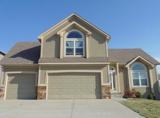 8506 NE 102nd Ter, Kansas City, MO 64157