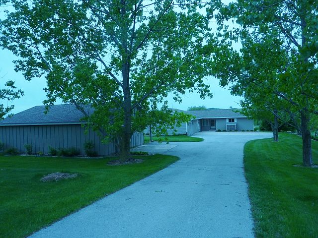 1st image of 8473 Kettle Moraine Dr