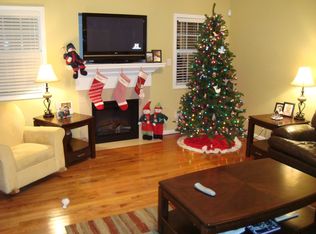 55 Shelby St, Spring Lake, NC 28390