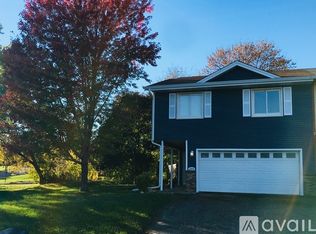 4275 Ximines Ln N, Plymouth, MN 55441