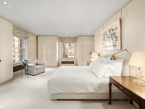 563 Park Avenue image 7 of 12