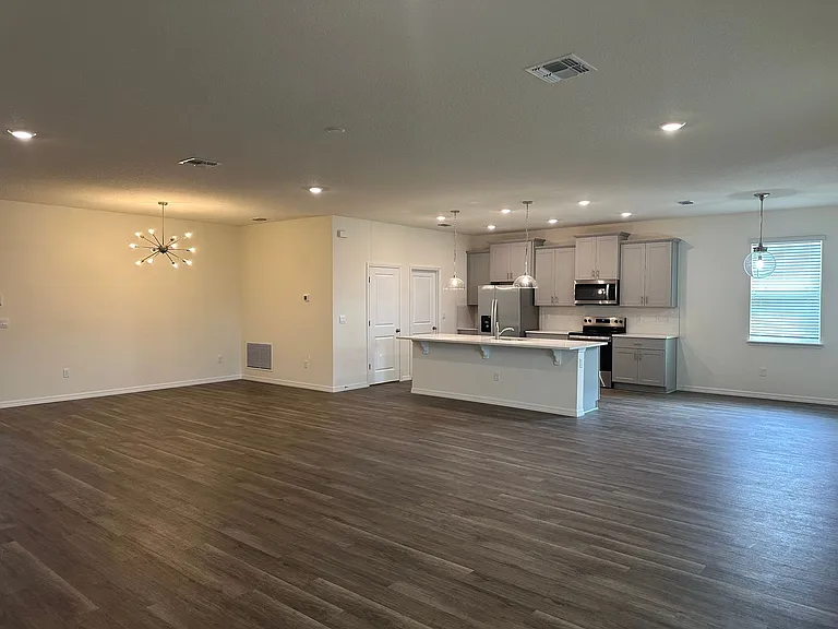 3272 Arch Ave — Photo 7