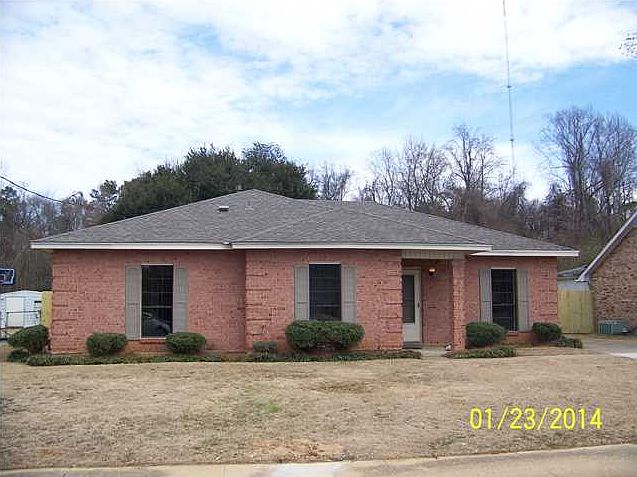 1st image of 5733 Hyde Park Dr
