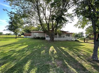14050 S Grand View Rd, Claremore, OK 74017