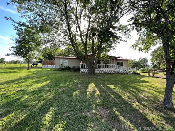 14050 S Grand View Rd, Claremore, OK 74017