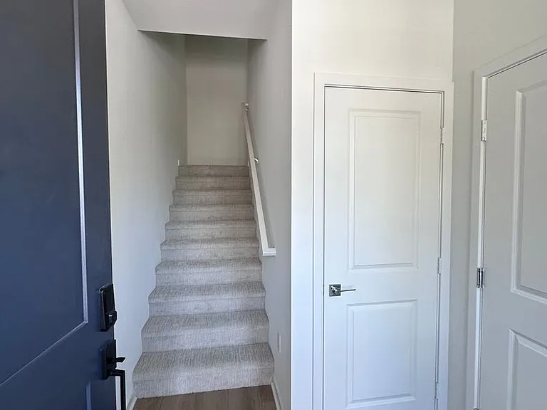 5954 Catskills Ct — Photo 34
