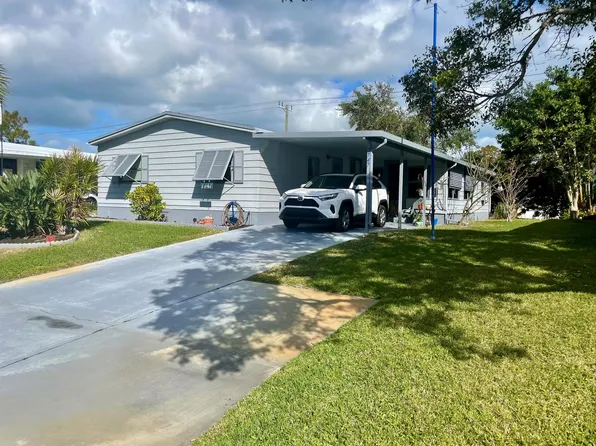 7747 SE Continental Dr, Hobe Sound, FL 33455