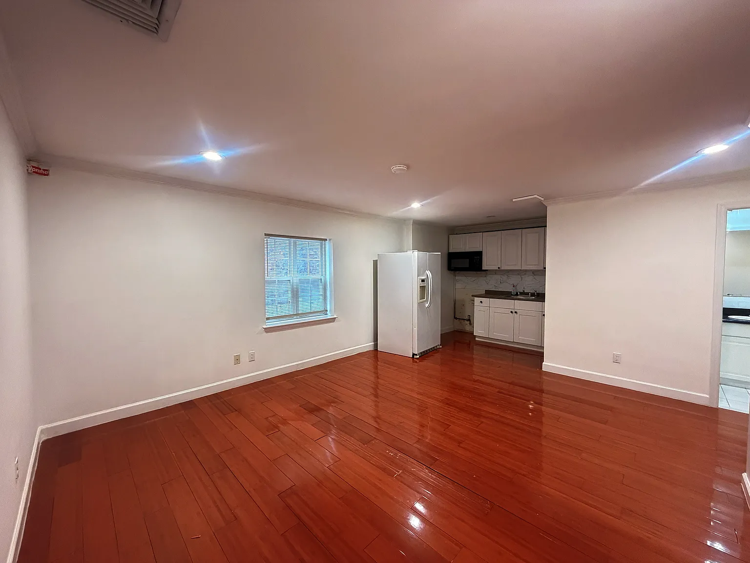 Studio, $1,550 — Photo 4