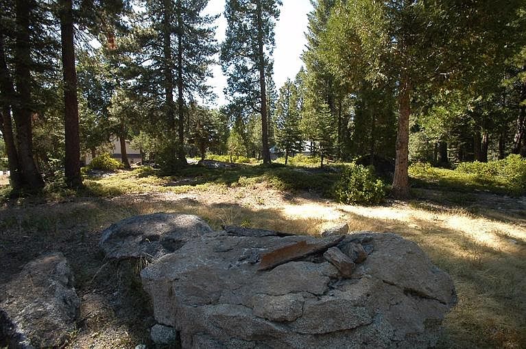 2nd image of 42479 Garnet Ln