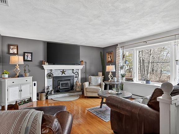 4th image of 84 Ridge Rd