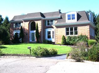 8 Molino Dr, Chatham Twp, NJ 07928