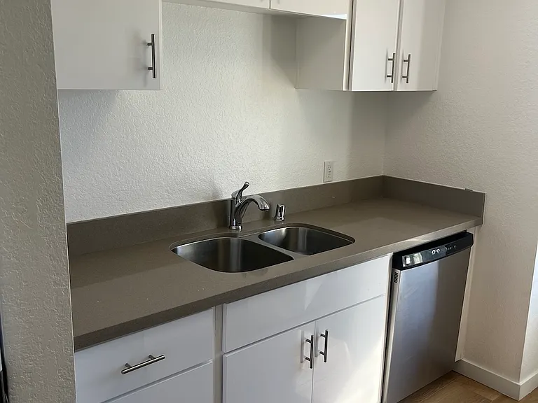 43065 Washington St #14 — Photo 20