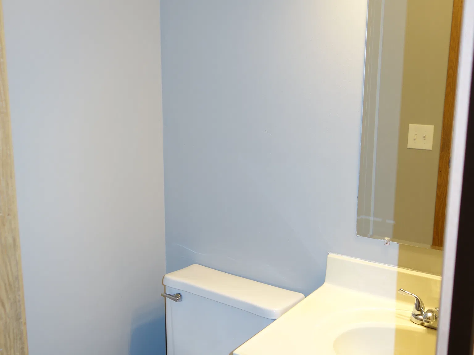 3 bed, 2.5 bath, 1200 sqft, $1,900 — Photo 4