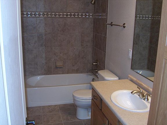 Main bathroom