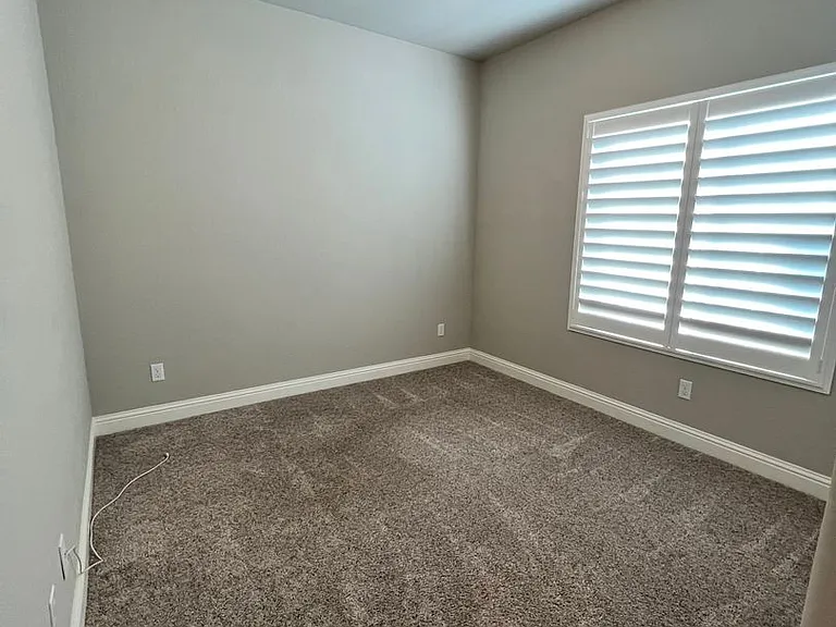 2137 La Vona Ave — Photo 28