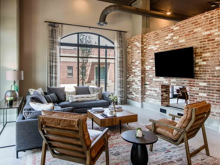 The Oliver Luxury Apartments — Photo 11