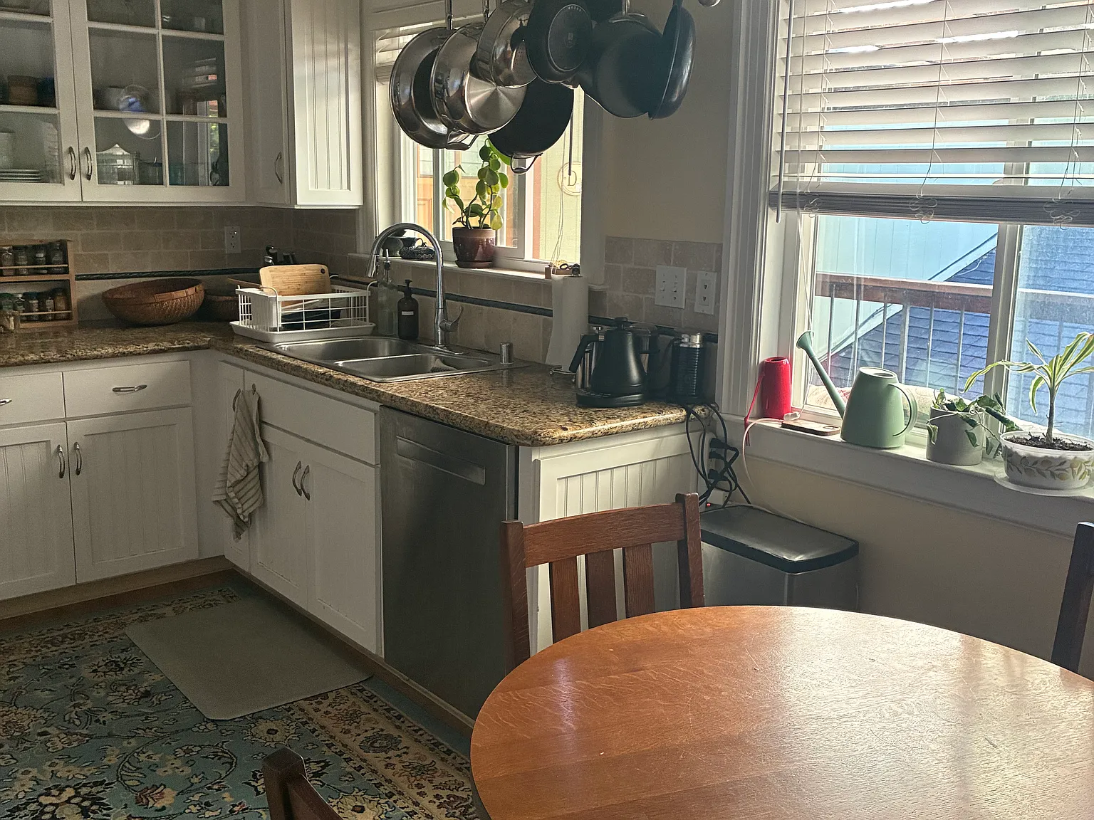 2 bed, 910 sqft, $1,725 — Photo 3
