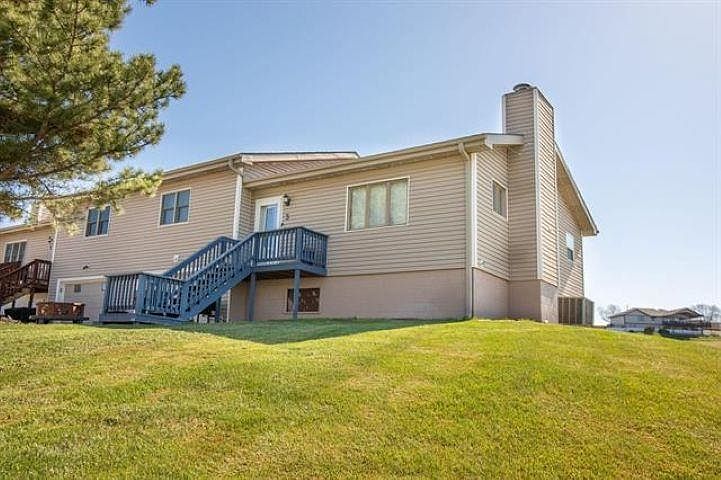 1st image of 3 Club House Dr