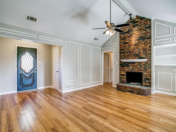 2nd image of 2046 Greenstone Trl