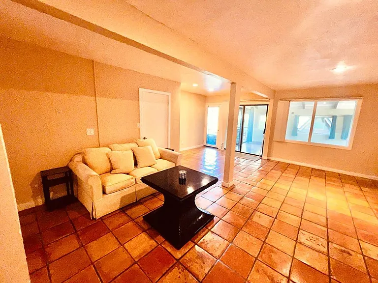 1073 Nanihoku Pl — Photo 4